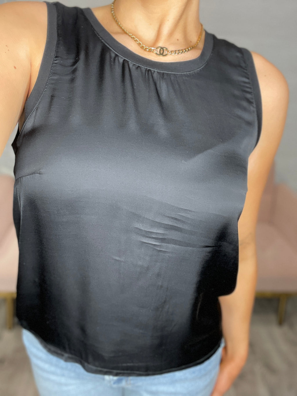 Lola Round Hem Tank-Black
