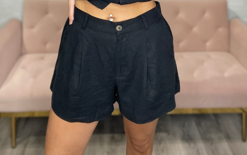 Topanga Linen Shorts-Black