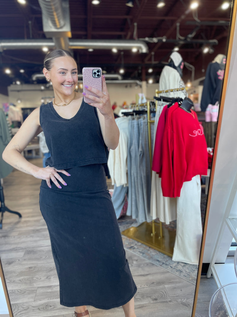 Sloane V-Neck Top-Black