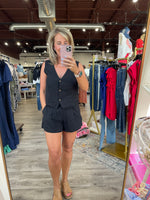 Topanga Linen Shorts-Black