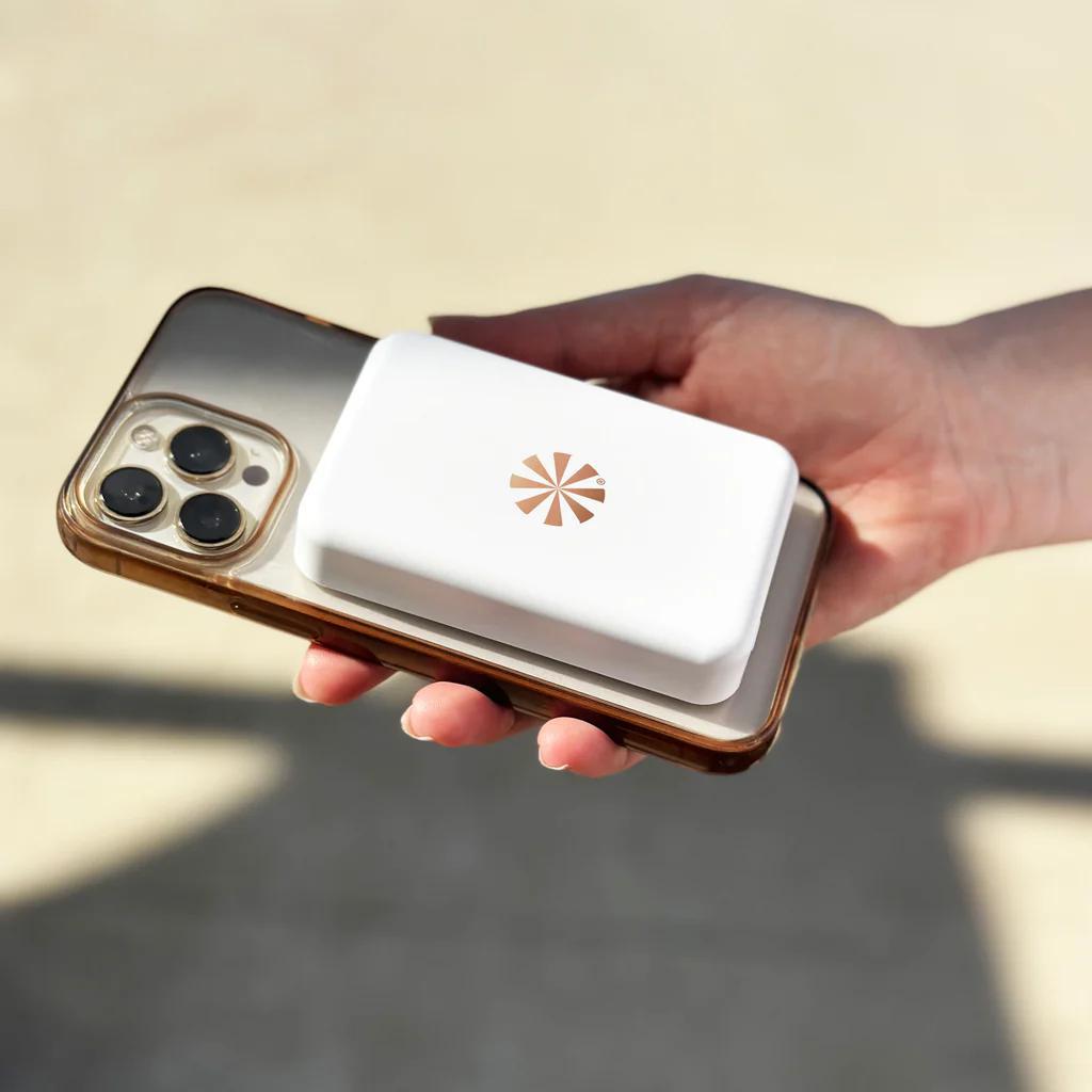 Tech Candy Piggy Back Power-Natural