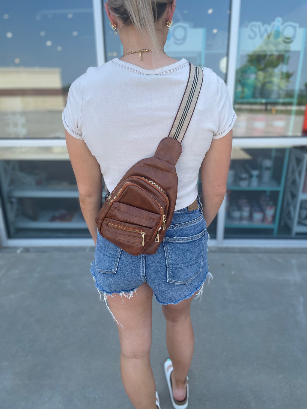 Victoria Sling Bag